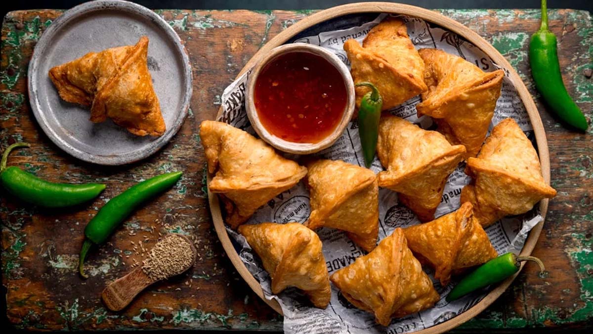 بهترین غذاهای سنتی ایران؛ از شمال تا جنوب کشور (سمبوسه جنوبی)